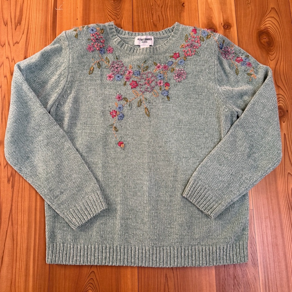 Alfred Dunner Sage Green Floral Embroidered Crewneck Sweater